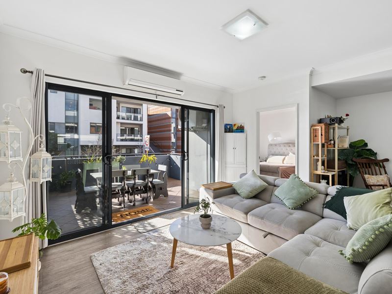 30/2 Stockton Bend, Cockburn Central WA 6164