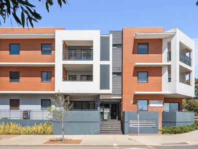 30/2 Stockton Bend, Cockburn Central WA 6164