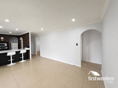 316 Wright Street, Cloverdale WA 6105