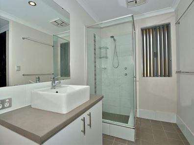54 Cawana Parkway, Lakelands WA 6180