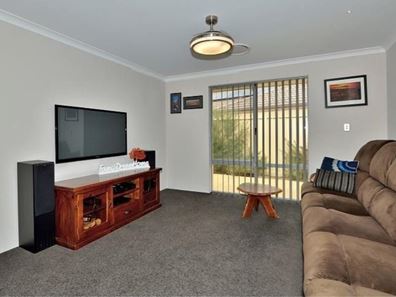 54 Cawana Parkway, Lakelands WA 6180