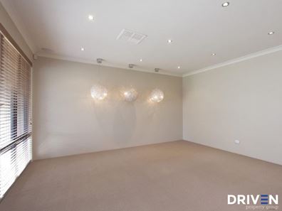 1 Chicago Street, Southern River WA 6110