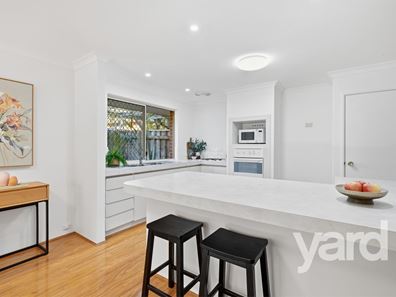 3/6 Bridges Road, Melville WA 6156