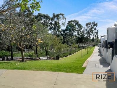 9 Yetar Lane, Wanneroo WA 6065