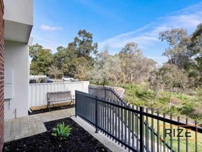 9 Yetar Lane, Wanneroo WA 6065