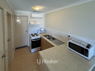 11/121 Ocean Drive, Bunbury WA 6230