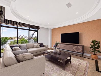 10 Vanguard Terrace, East Perth WA 6004