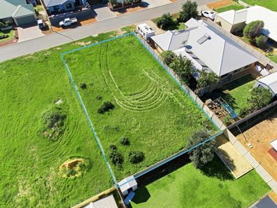 10 Angler Parade, Drummond Cove WA 6532