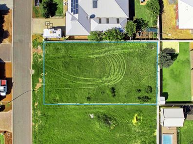 10 Angler Parade, Drummond Cove WA 6532