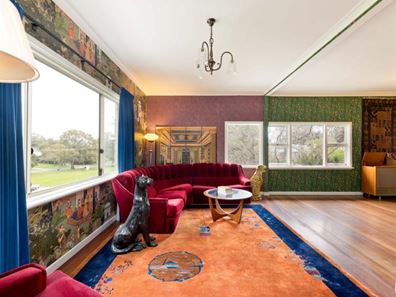 1/4 Russell Road, Greenmount WA 6056