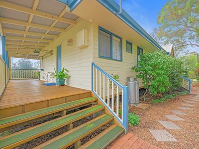19 Bracknell Crescent, Denmark WA 6333