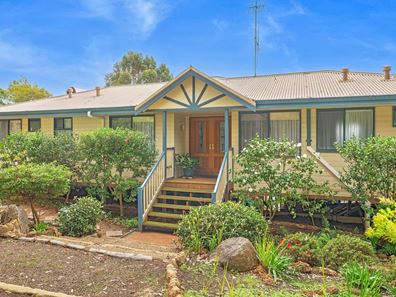 19 Bracknell Crescent, Denmark WA 6333