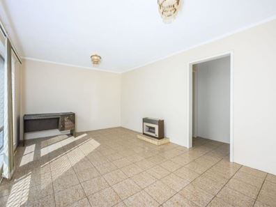 14 Melinga Court, Karawara WA 6152
