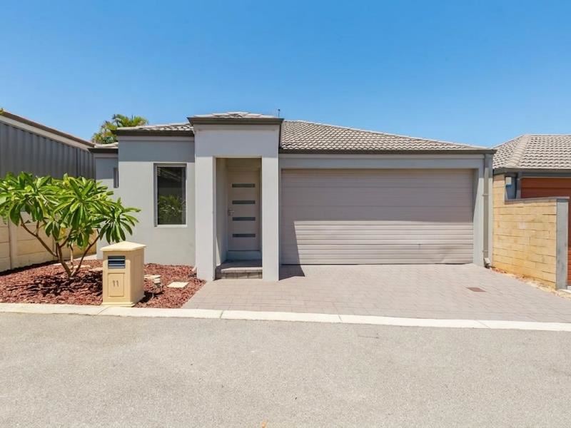 11 Rosemount Entrance, Pearsall WA 6065