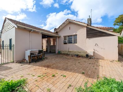 1/98 Walter Road, Bedford WA 6052