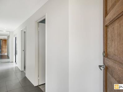 4A Wychcross Street, Westminster WA 6061