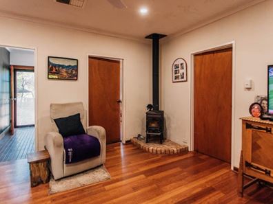 37 Fraser Street, York WA 6302