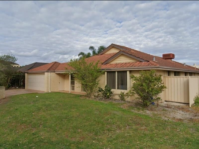 32 Excelsior Drive, Canning Vale WA 6155