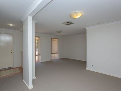 32 Excelsior Drive, Canning Vale WA 6155