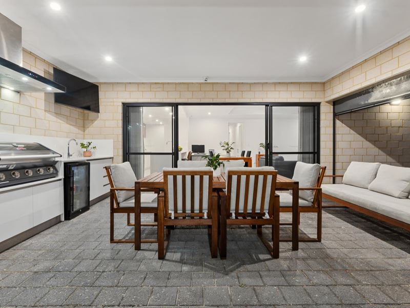 12B Munyard Way, Morley