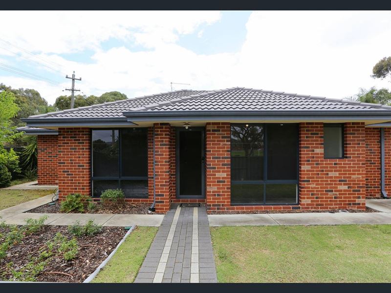115 Third Avenue, Kelmscott WA 6111