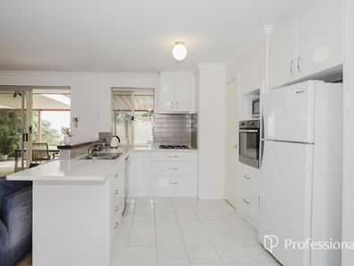 3 Degree Court, Marangaroo WA 6064