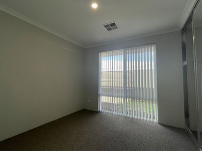 15A Avalanche Parade, Baldivis WA 6171