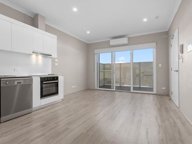 9/326 Rockingham Road, Spearwood WA 6163