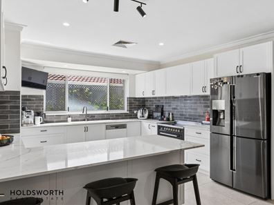 23 Plover Way, Stirling WA 6021