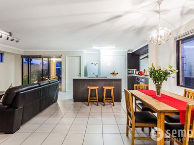 14 Kemble Lane, Wellard WA 6170