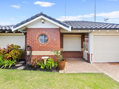 5/2 Corander Gardens, Carine WA 6020