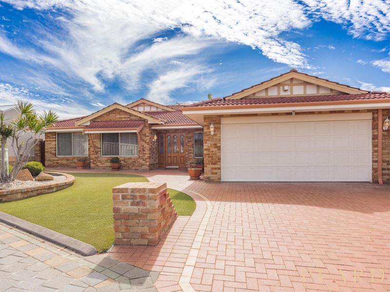 8 Lathyrus Mews, Woodvale WA 6026