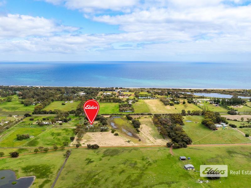 67 Lockville Road, Wonnerup WA 6280