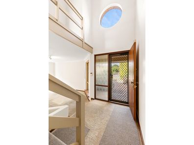 12 Forest Walk, Kardinya WA 6163