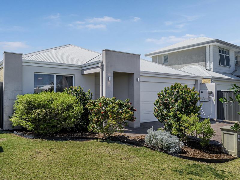 12 Goodalli Street, Jindalee WA 6036
