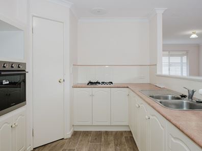 7/5 Sainte Maxime Avenue, Port Kennedy WA 6172