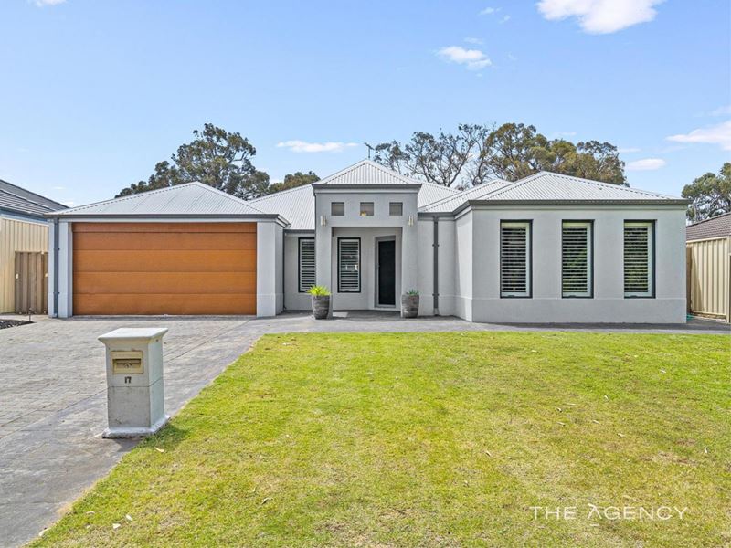 17 Ballard Meander, Lakelands WA 6180