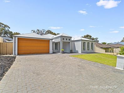 17 Ballard Meander, Lakelands WA 6180