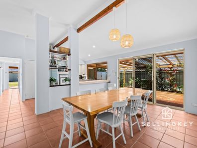 10 The Cove, Canning Vale WA 6155