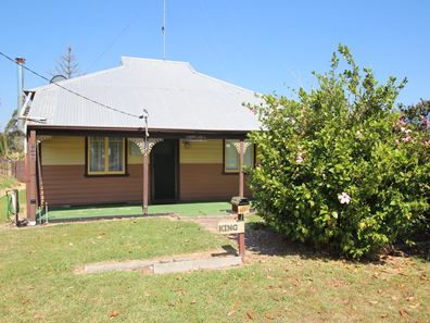 8 Teesdale St, Yarloop WA 6218