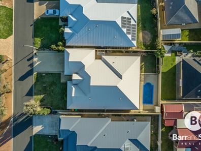 18 Sapphire Road, Dalyellup WA 6230