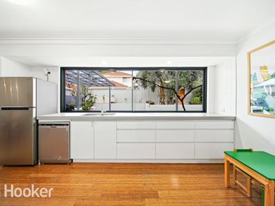 62A Teague Street, Victoria Park WA 6100