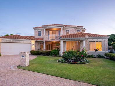 18 Sheffield Place, Hillarys WA 6025