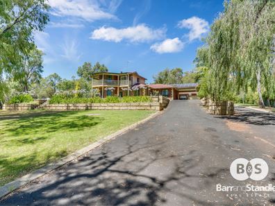 26 Lofthouse Drive, Leschenault WA 6233