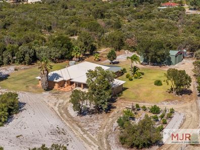 816 Nicholson Road, Oakford WA 6121