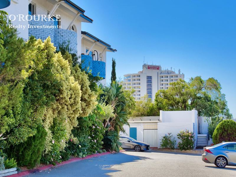 102/251 West Coast Highway, Scarborough