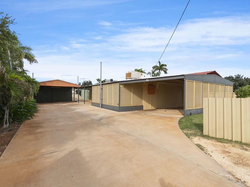 30 Kennedy Street, Exmouth