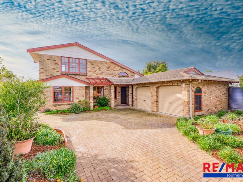 13 Mellor Court, Leeming