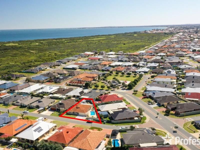 4 Brussels Circuit, Port Kennedy WA 6172