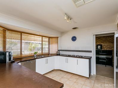 94 Balanus Way, Heathridge WA 6027